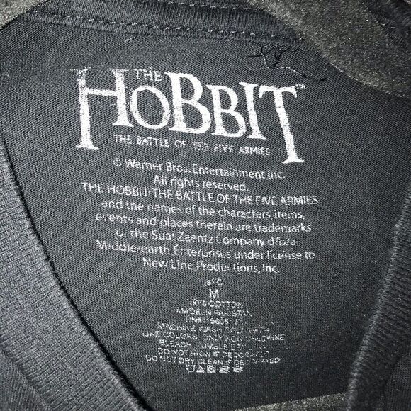 The‎ Hobbit T-shirt Battle of the Five Armies Medium T-Shirt Black Dragon Fire - Picture 2 of 9